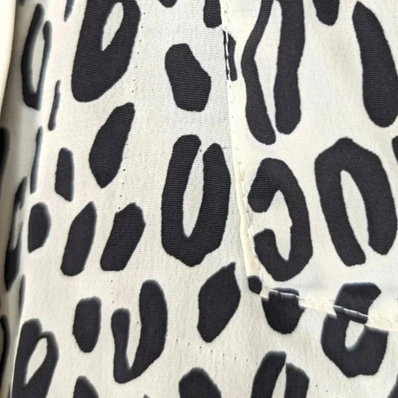 Vintage Sentiments B&W Cheetah Print Blouse - Picture 4 of 7